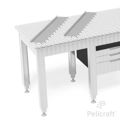 Extension d’établi aluminium 400×800 mm montée sur un établi Siegmund pour agrandir la surface de travail en atelier