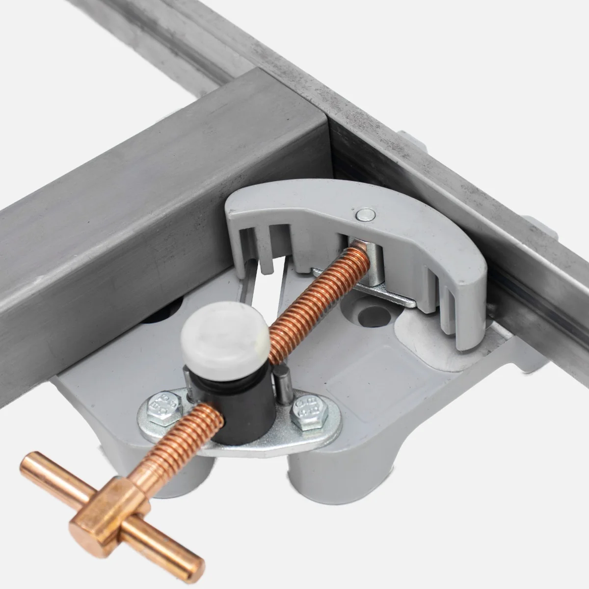 Étau d'établi magnétique portable WK50 Strong Hand Tools